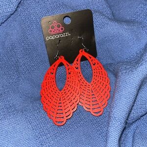 💍5/$5💍 Red Wood Earrings